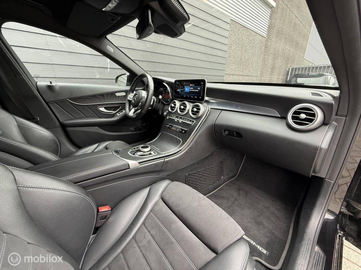 Mercedes-Benz C-Klasse Mercedes C-klasse Estate 200 4MATIC AMG Line Burmester/LED/Winterpack