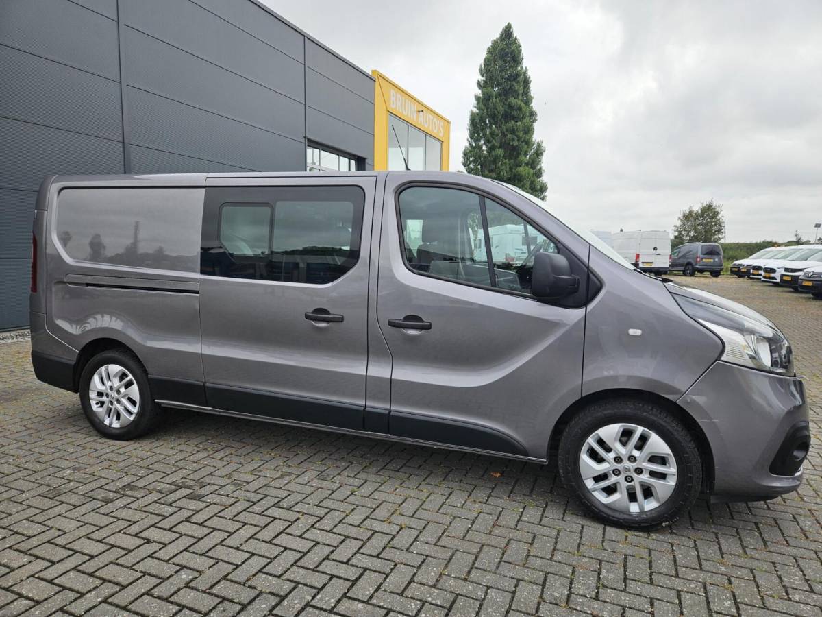 Renault Trafic Renault Trafic 1.6 dCi L2H1 DC Airco 145 PK  navi Marge eu 6