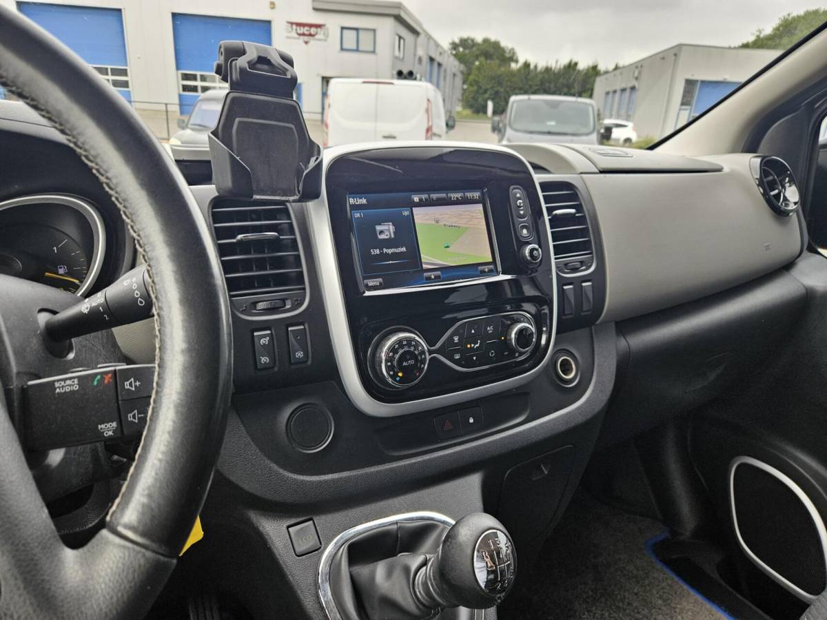 Renault Trafic Renault Trafic 1.6 dCi L2H1 DC Airco 145 PK  navi Marge eu 6