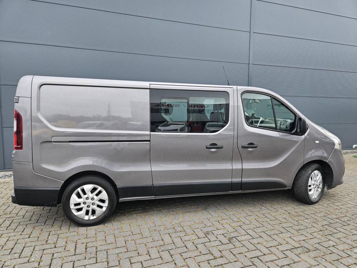 Renault Trafic Renault Trafic 1.6 dCi L2H1 DC Airco 145 PK  navi Marge eu 6