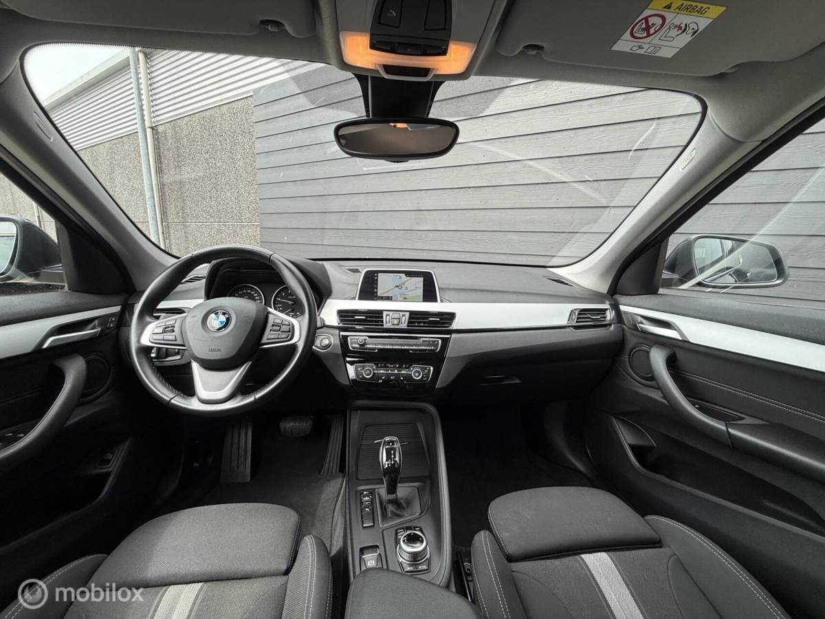 BMW X1 BMW X1 sDrive18i Executive M-sport optiek/Winterpack/Clima/PDC