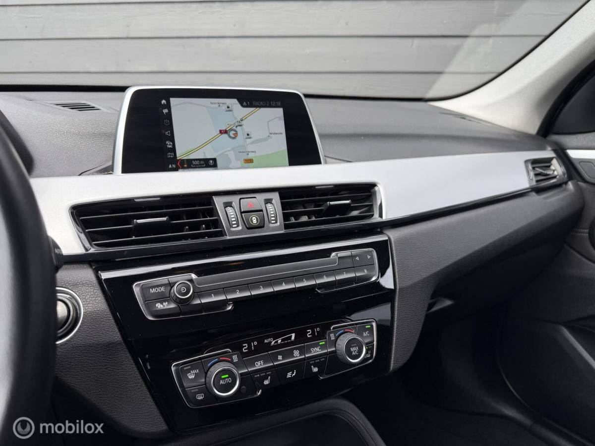BMW X1 BMW X1 sDrive18i Executive M-sport optiek/Winterpack/Clima/PDC