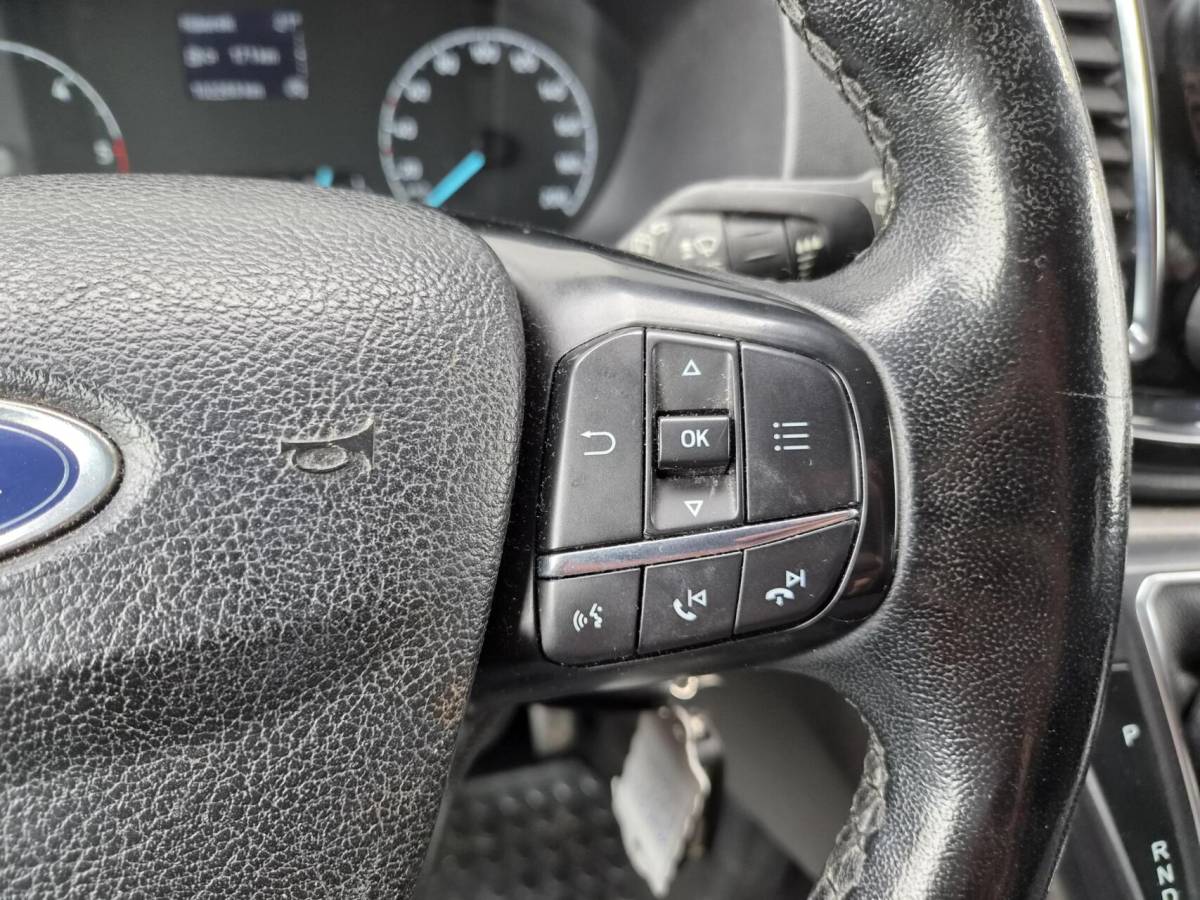 Ford Transit Custom Ford Transit Custom 2.0 TDCI L1H1 DC Leer navi 130 Pk automaat Marge