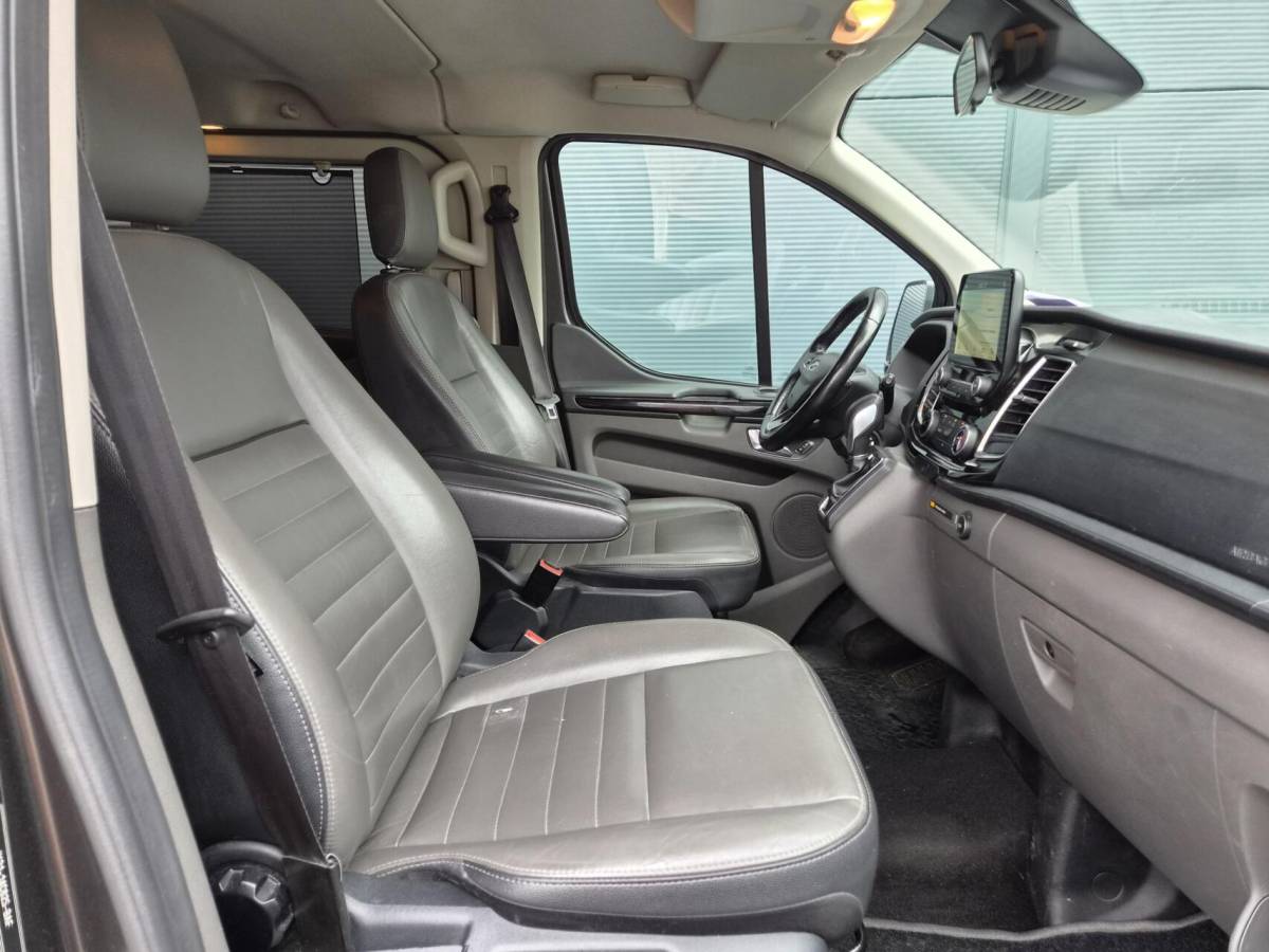 Ford Transit Custom Ford Transit Custom 2.0 TDCI L1H1 DC Leer navi 130 Pk automaat Marge