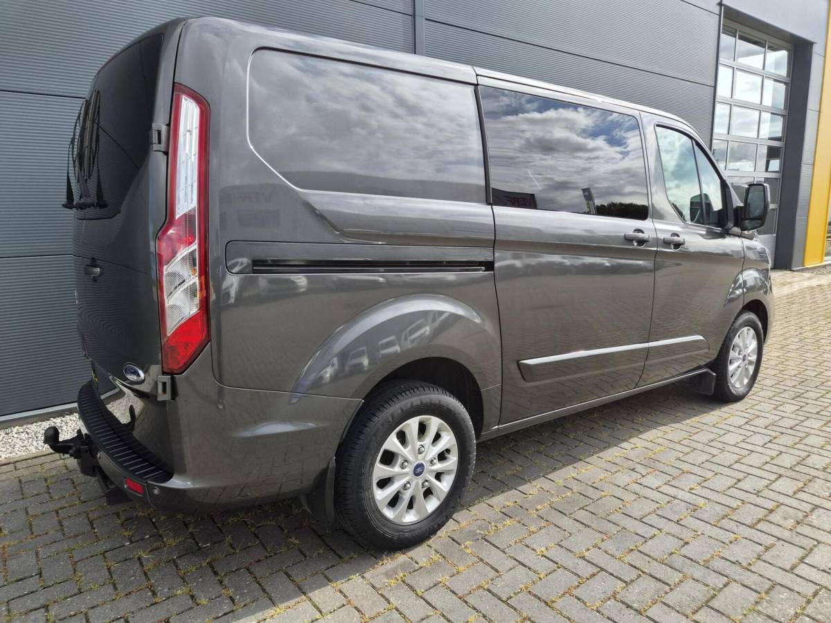 Ford Transit Custom Ford Transit Custom 2.0 TDCI L1H1 DC Leer navi 130 Pk automaat Marge
