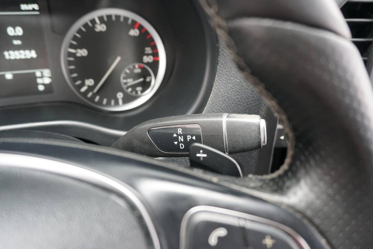 Mercedes-Benz Vito Mercedes-Benz Vito 114 CDI  AUT. +  EURO6 / CAMERA / TREKHAAK 2500 KG / NAVIGATIE / CRUISE CONTROL