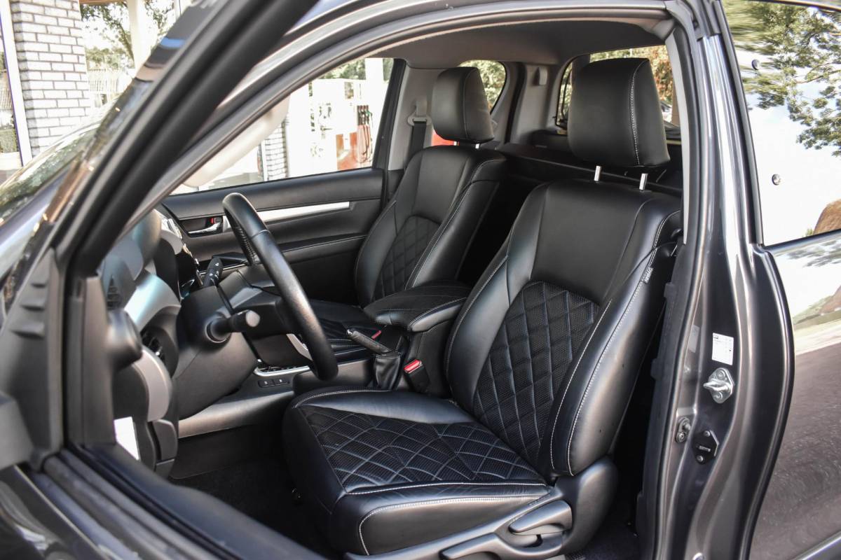 Toyota Hilux Toyota HiLux 2.4 D-4D Xtra Cab Professional Trekhaak NL Auto Le