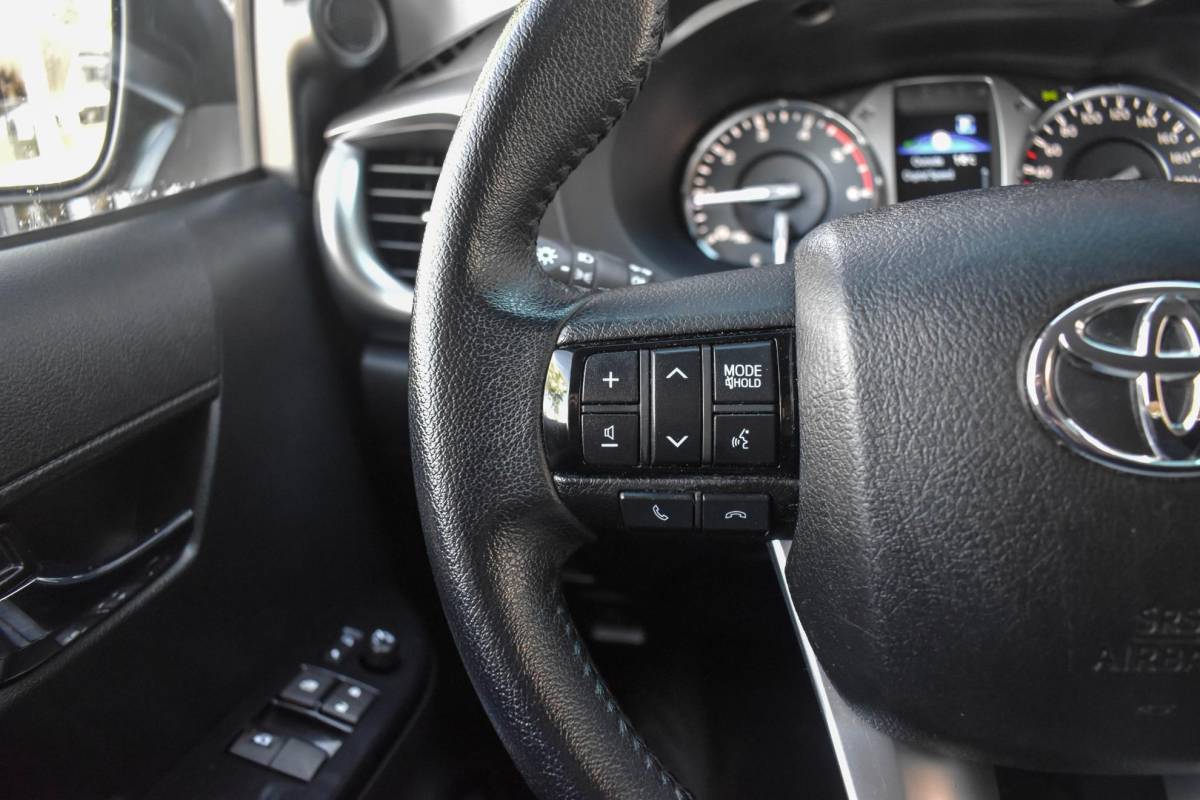 Toyota Hilux Toyota HiLux 2.4 D-4D Xtra Cab Professional Trekhaak NL Auto Le