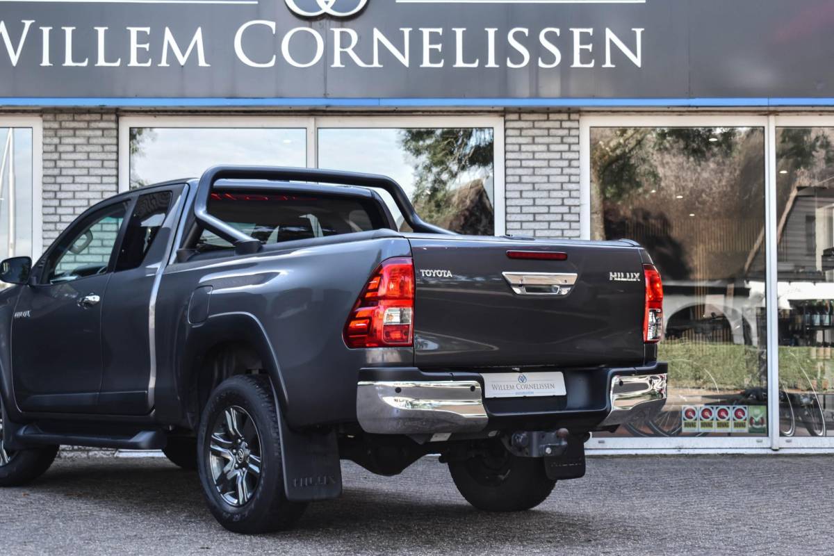 Toyota Hilux Toyota HiLux 2.4 D-4D Xtra Cab Professional Trekhaak NL Auto Le