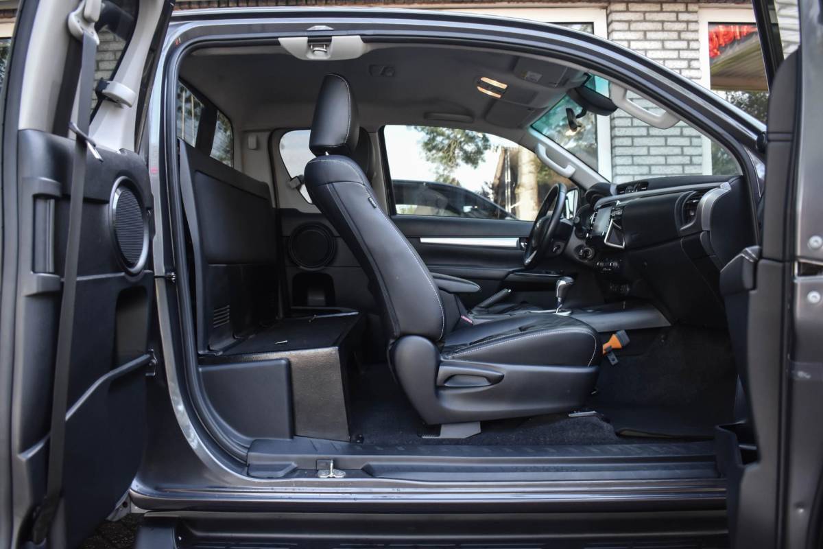 Toyota Hilux Toyota HiLux 2.4 D-4D Xtra Cab Professional Trekhaak NL Auto Le