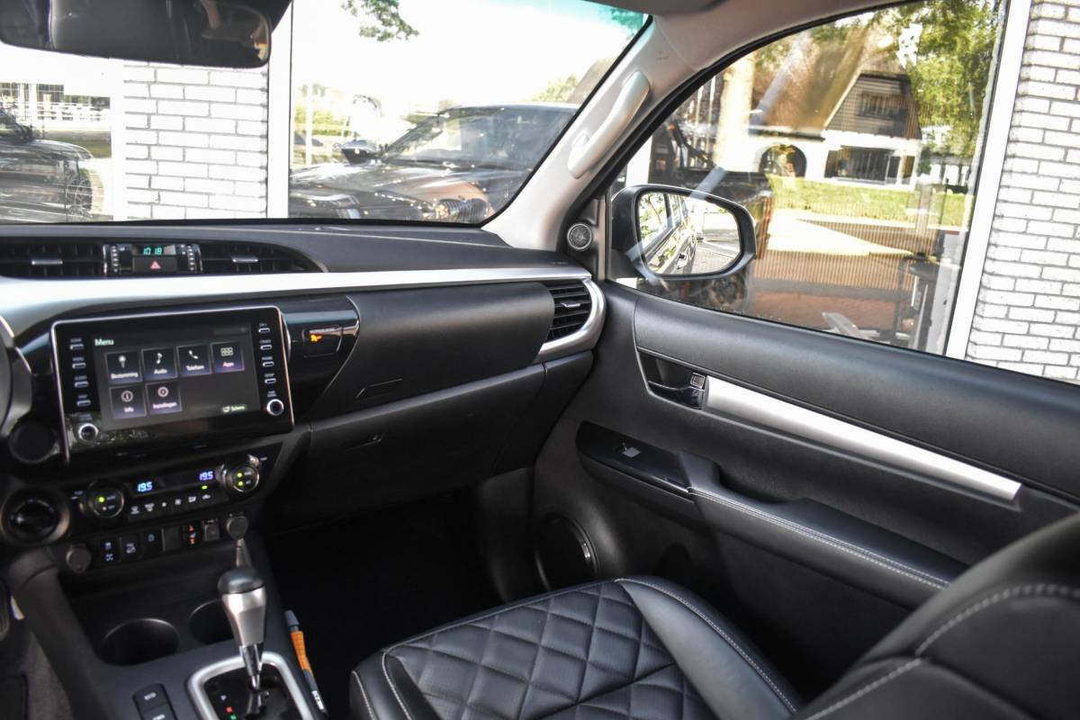 Toyota Hilux Toyota HiLux 2.4 D-4D Xtra Cab Professional Trekhaak NL Auto Le