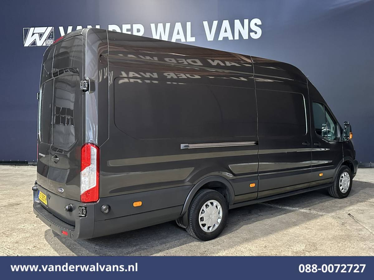 Ford Transit Ford Transit 2.2 TDCI L4H3 Airco | Camera | Navigatie | Cruisecontrol | Parkeersensoren 2800kg trekvermogen, Bijrijdersbank