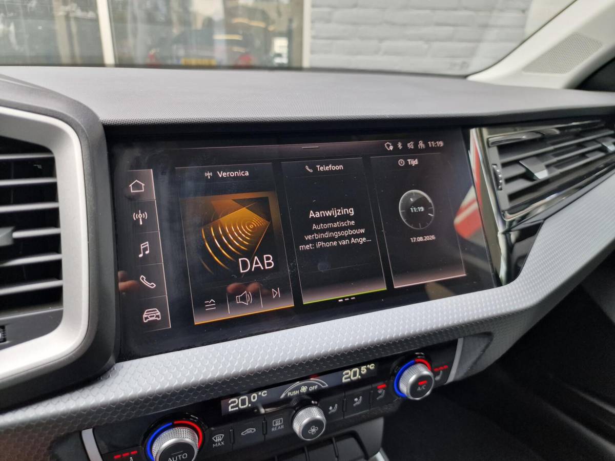 Audi A1 Audi A1 allstreet 30 TFSI Advanced edition|Automaat|21.682KM|ACC|Clima|Carplay|17-inch|