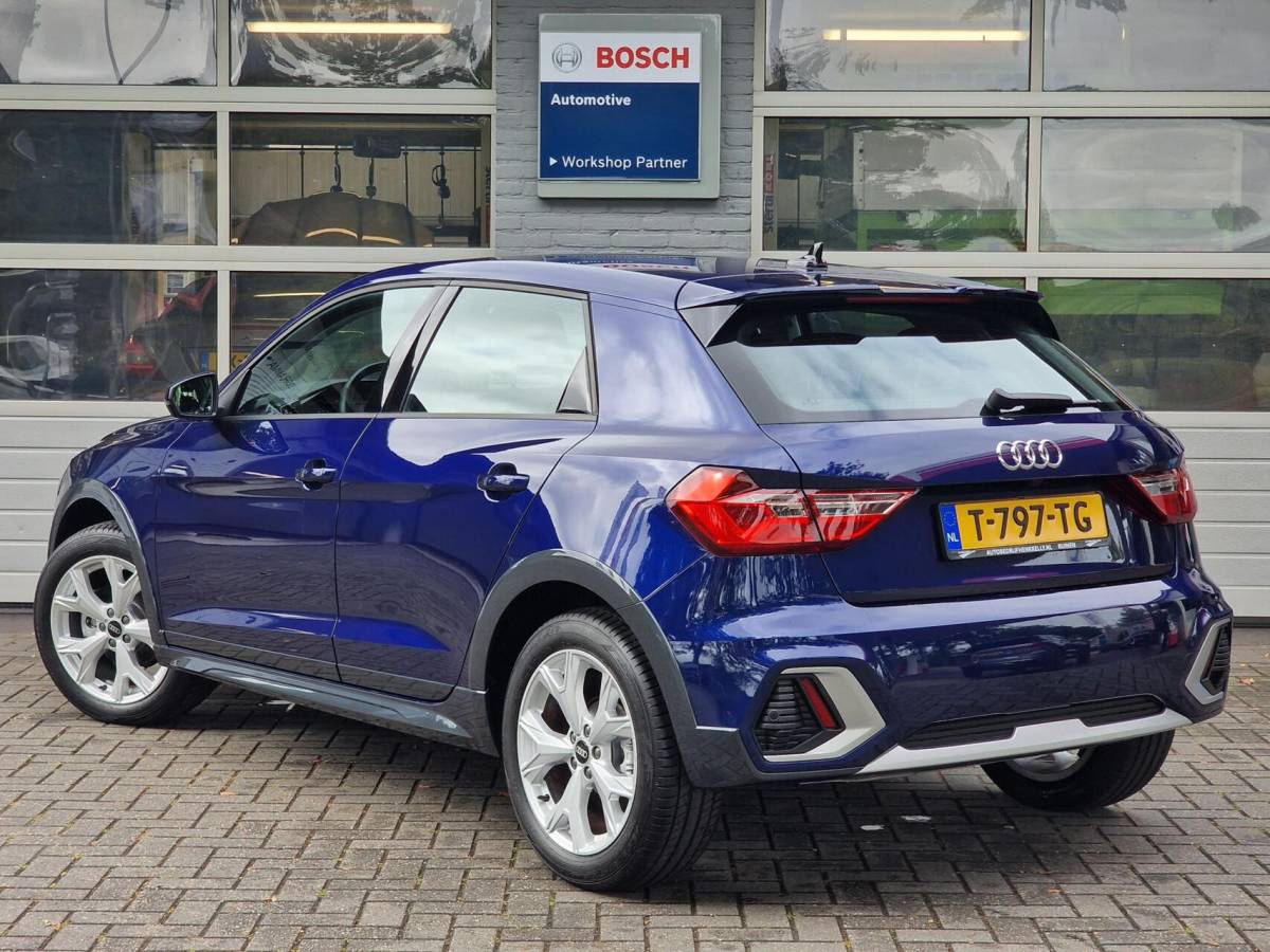 Audi A1 Audi A1 allstreet 30 TFSI Advanced edition|Automaat|21.682KM|ACC|Clima|Carplay|17-inch|