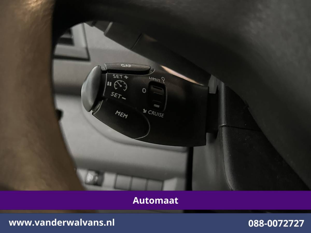 Opel Vivaro Opel Vivaro 2.0 CDTI 123pk Automaat L2H1 Euro6 Airco | Navigatie | Camera | Apple Carplay | Cruisecontrol Android Auto, Trekhaak, Parkeersensoren, Bijrijdersbank