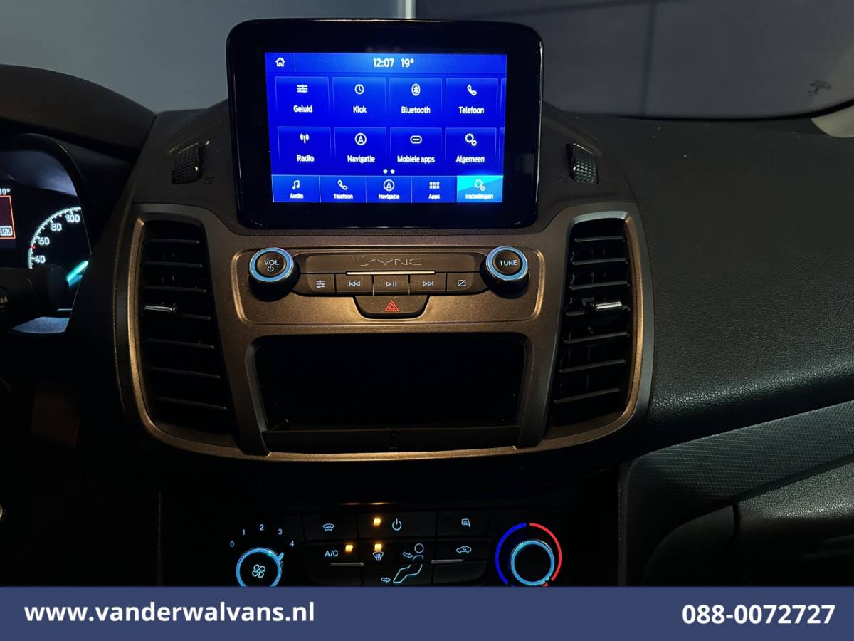 Ford Transit Connect Ford Transit Connect 1.5 EcoBlue L1H1 Euro6 Airco | Navigatie | Camera | Apple Carplay | Verwarmde voorruit Parkeersensoren