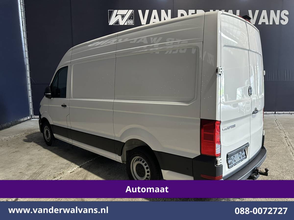 Volkswagen Crafter Volkswagen Crafter 2.0 TDI 141pk Automaat L3H3 L2H2 Euro6 Airco | Camera | Apple Carplay | 3000kg Trekhaak | Adaptieve Cruisecontrol Android Auto, Chauffeursstoel, Parkeersensoren, Stoelverwarming, Tachograaf