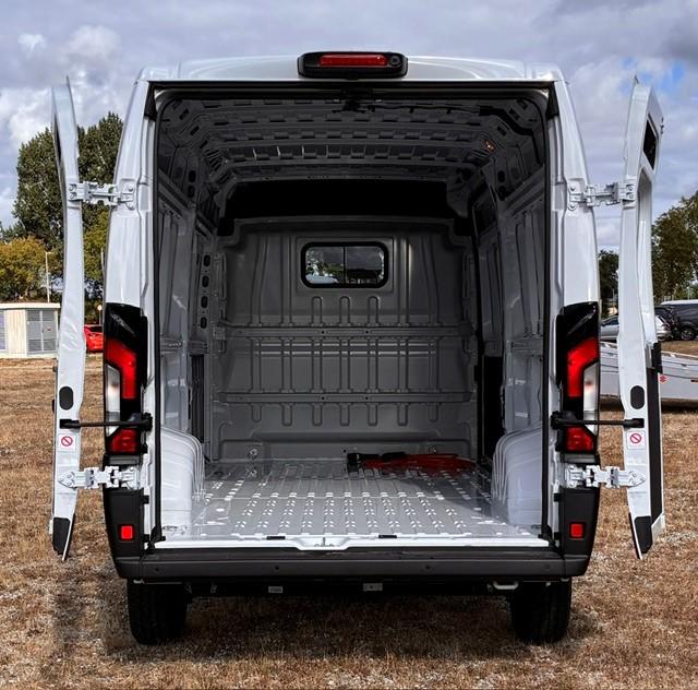 Citroën ë-Jumper Citroen ë-Jumper 3.5t L4H3 Zwaar 110 kWh | Achteruitrijcamera | Elektrische achterruitspiegel | Parkeersensoren | Airco | Navigatie | Lane-keeping | Cruise control
