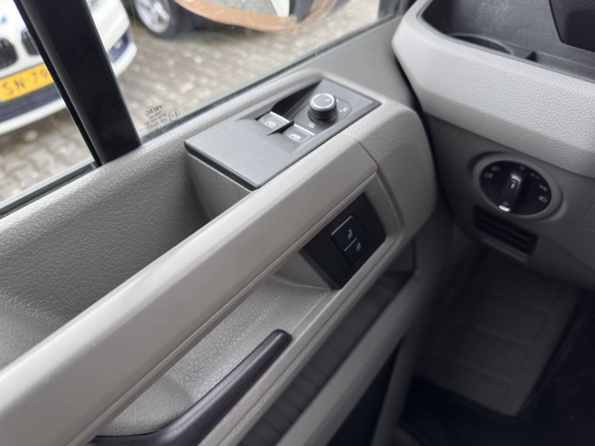 MAN eTGE Man eTGE Basis 36 kWh L3 H3 (2-Fase) {Soh-88%} Aut. *HEATPUMP | NAVI-FULLMAP | AIRCO | CRUISE | 3-PERS | CAMERA | HEATED-ERGO-SEATS | PDC | DAB | WIFI | FULL-LED | CCS-FASTLOADER*