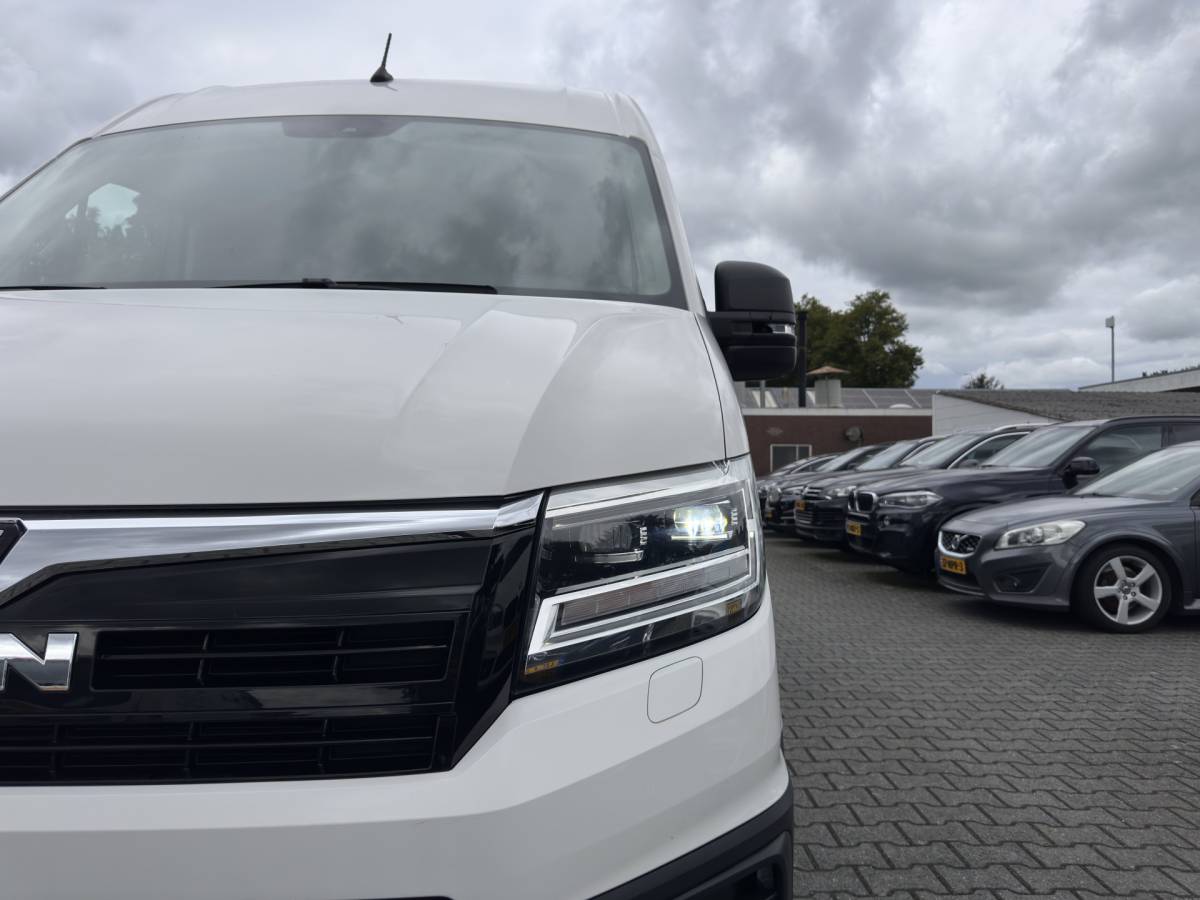 MAN eTGE Man eTGE Basis 36 kWh L3 H3 (2-Fase) {Soh-88%} Aut. *HEATPUMP | NAVI-FULLMAP | AIRCO | CRUISE | 3-PERS | CAMERA | HEATED-ERGO-SEATS | PDC | DAB | WIFI | FULL-LED | CCS-FASTLOADER*