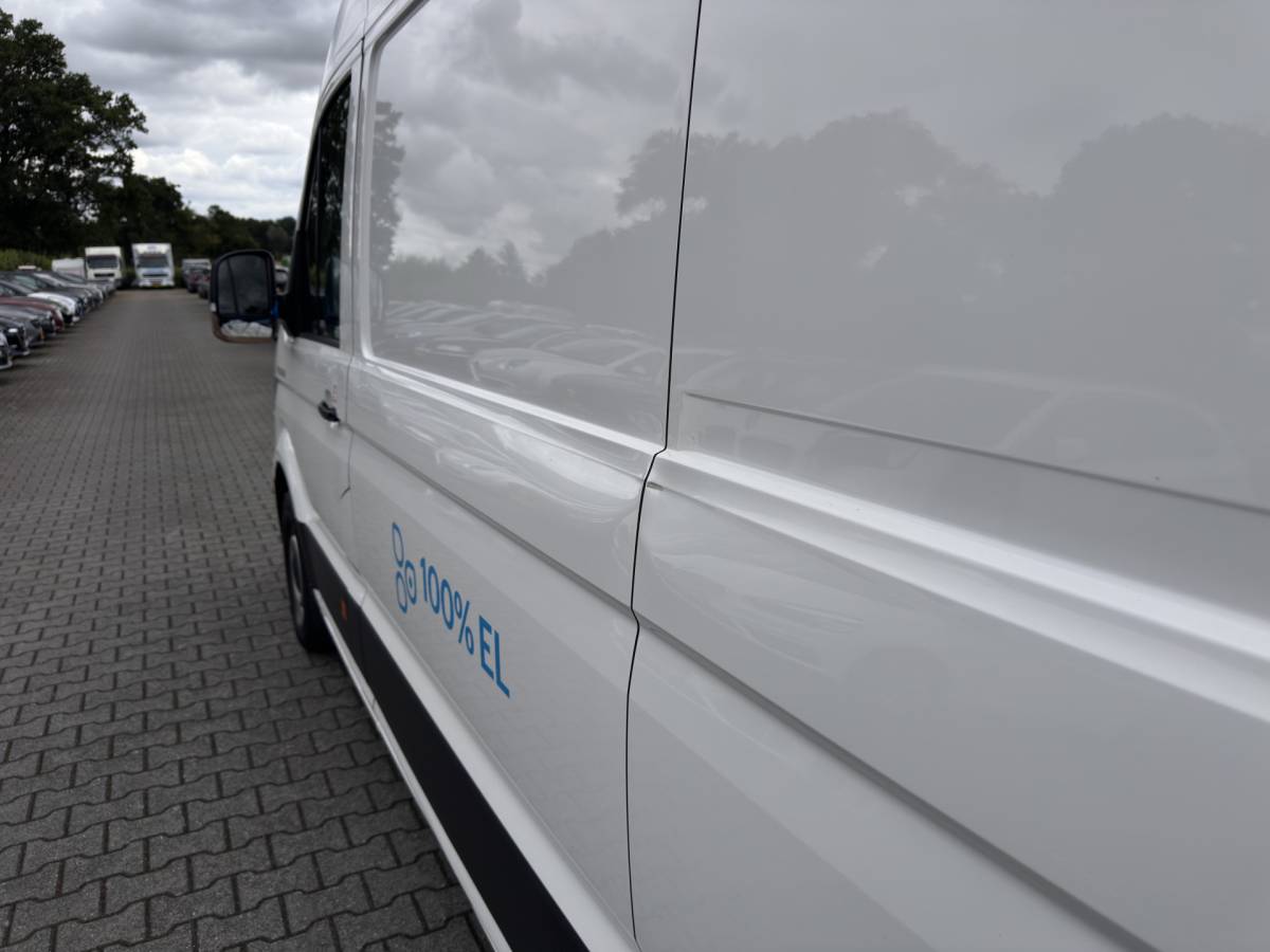 MAN eTGE Man eTGE Basis 36 kWh L3 H3 (2-Fase) {Soh-88%} Aut. *HEATPUMP | NAVI-FULLMAP | AIRCO | CRUISE | 3-PERS | CAMERA | HEATED-ERGO-SEATS | PDC | DAB | WIFI | FULL-LED | CCS-FASTLOADER*