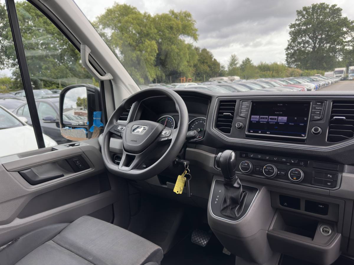 MAN eTGE Man eTGE Basis 36 kWh L3 H3 (2-Fase) {Soh-88%} Aut. *HEATPUMP | NAVI-FULLMAP | AIRCO | CRUISE | 3-PERS | CAMERA | HEATED-ERGO-SEATS | PDC | DAB | WIFI | FULL-LED | CCS-FASTLOADER*