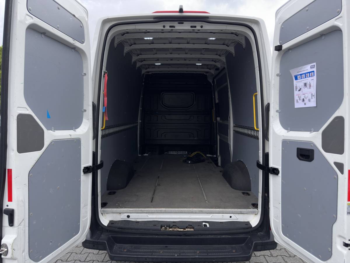 MAN eTGE Man eTGE Basis 36 kWh L3 H3 (2-Fase) {Soh-88%} Aut. *HEATPUMP | NAVI-FULLMAP | AIRCO | CRUISE | 3-PERS | CAMERA | HEATED-ERGO-SEATS | PDC | DAB | WIFI | FULL-LED | CCS-FASTLOADER*
