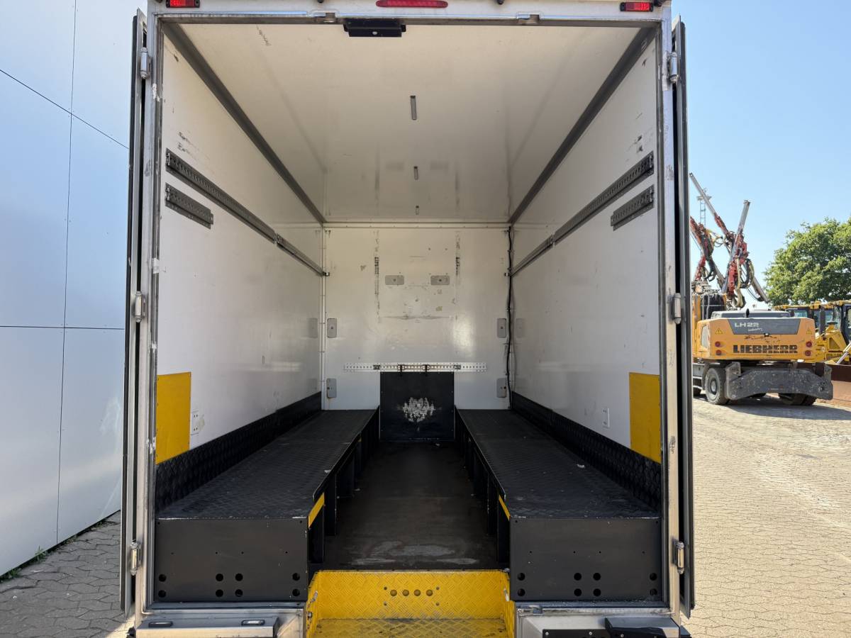 Renault Master Renault Master Plancher T35 2.3 DCI 150PK Lowliner Bakwagen Airco Cruise Control Camera Foodtruck Meubelbak Paardenwagen