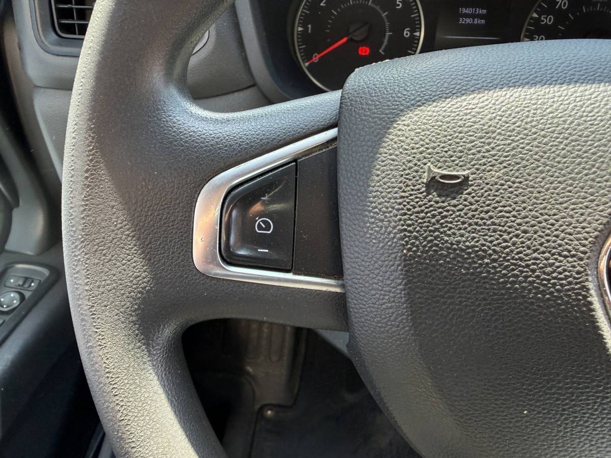 Renault Master Renault Master Plancher T35 2.3 DCI 150PK Lowliner Bakwagen Airco Cruise Control Camera Foodtruck Meubelbak Paardenwagen