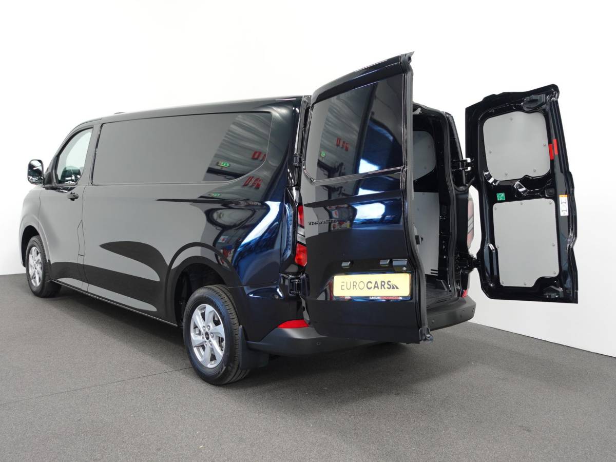 Ford Transit Custom Ford Transit Custom 300 2.0 TDCI L2H1 Trend NIEUW MODEL Automaat | Navigatie | Airco | Cruise control | Parkeer sensoren | Camera | Trekhaak