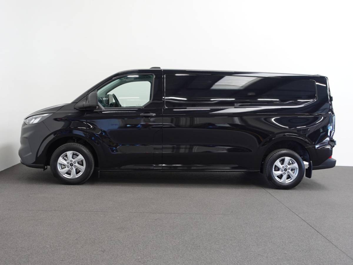 Ford Transit Custom Ford Transit Custom 300 2.0 TDCI L2H1 Trend NIEUW MODEL Automaat | Navigatie | Airco | Cruise control | Parkeer sensoren | Camera | Trekhaak
