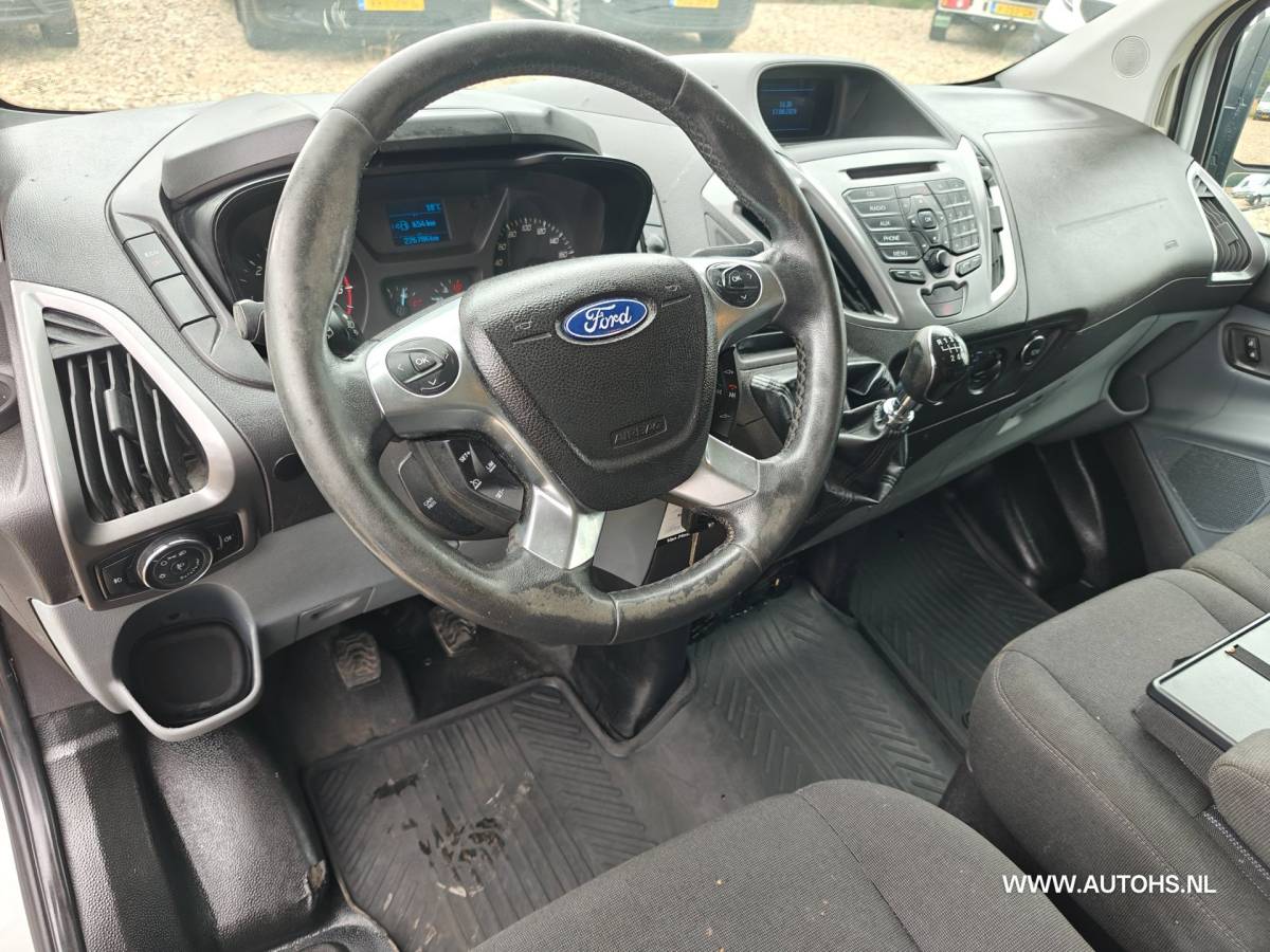 Ford Transit Custom Ford Transit Custom 270 2.2 TDCI L1H1 , 1e Eig. recent €8400 reparatie + onderhoud genoten , complete werkplaats inrichting.