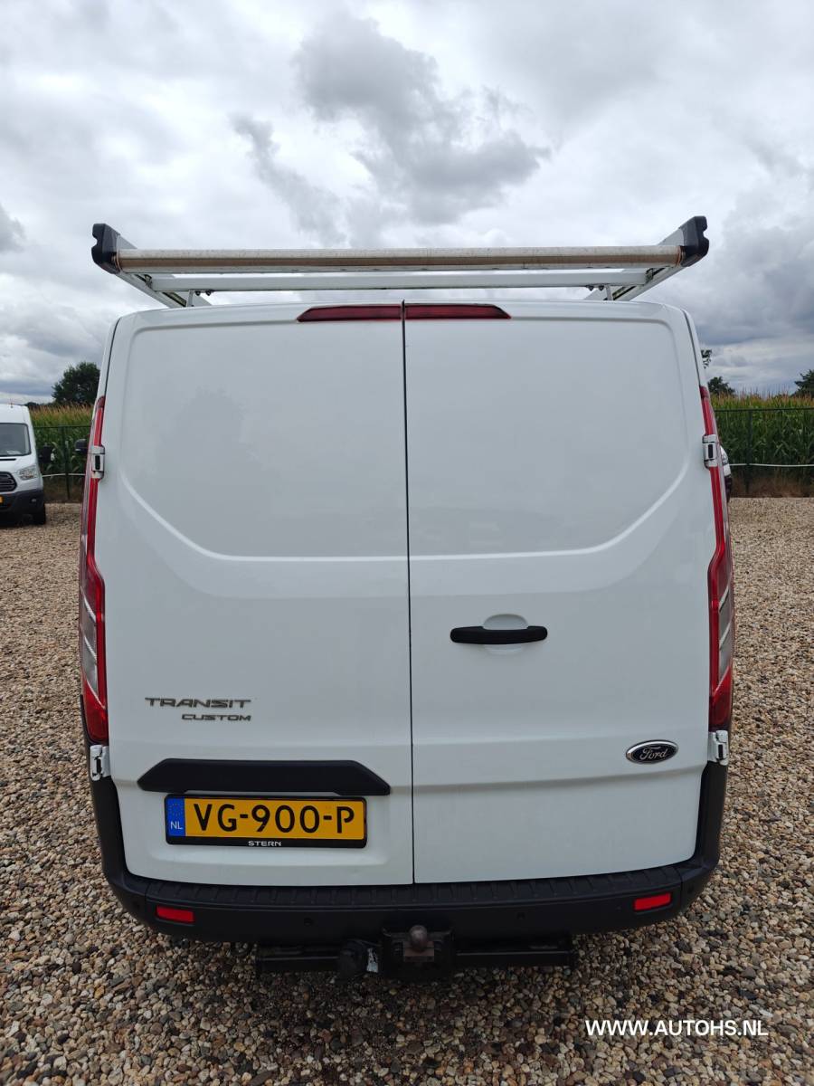 Ford Transit Custom Ford Transit Custom 270 2.2 TDCI L1H1 , 1e Eig. recent €8400 reparatie + onderhoud genoten , complete werkplaats inrichting.
