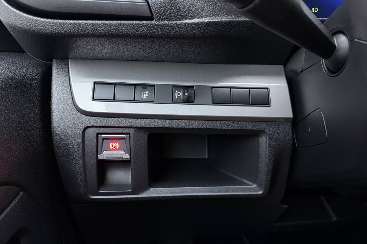 Opel Vivaro Opel Vivaro 2.0 Diesel 180 S&S L3 DC | Dubbele cabine | Dubbele zijschuifdeur | Navigatie | Stoel & Stuurverwarming | Climate control | Laadruimte betimmering | Trekhaak