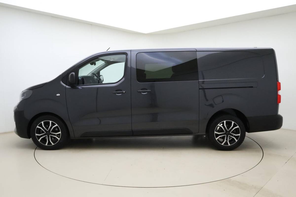 Opel Vivaro Opel Vivaro 2.0 Diesel 180 S&S L3 DC | Dubbele cabine | Dubbele zijschuifdeur | Navigatie | Stoel & Stuurverwarming | Climate control | Laadruimte betimmering | Trekhaak