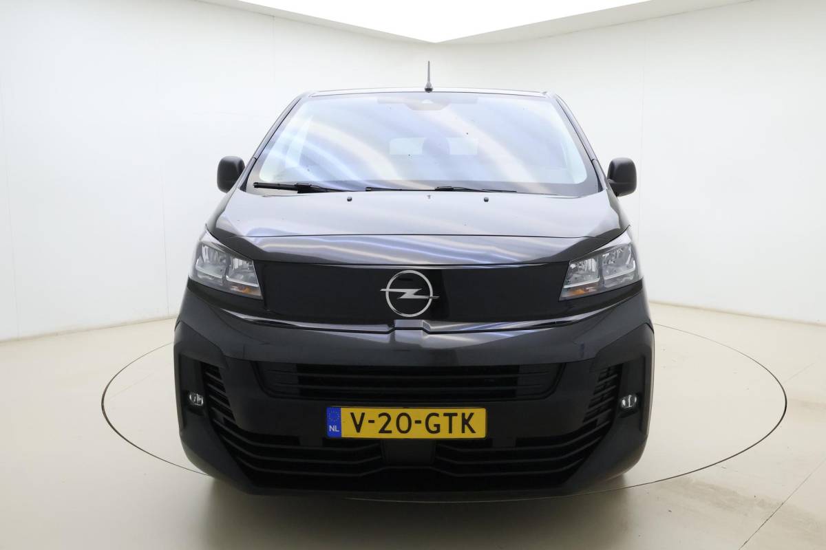 Opel Vivaro Opel Vivaro 2.0 Diesel 180 S&S L3 DC | Dubbele cabine | Dubbele zijschuifdeur | Navigatie | Stoel & Stuurverwarming | Climate control | Laadruimte betimmering | Trekhaak