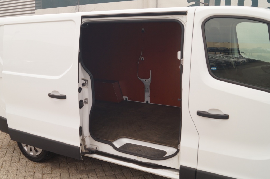 Renault Trafic Renault Trafic 1.6 dCi Comfort Energy L2H1 PDC-BLUETOOTH-USB-AIRCO