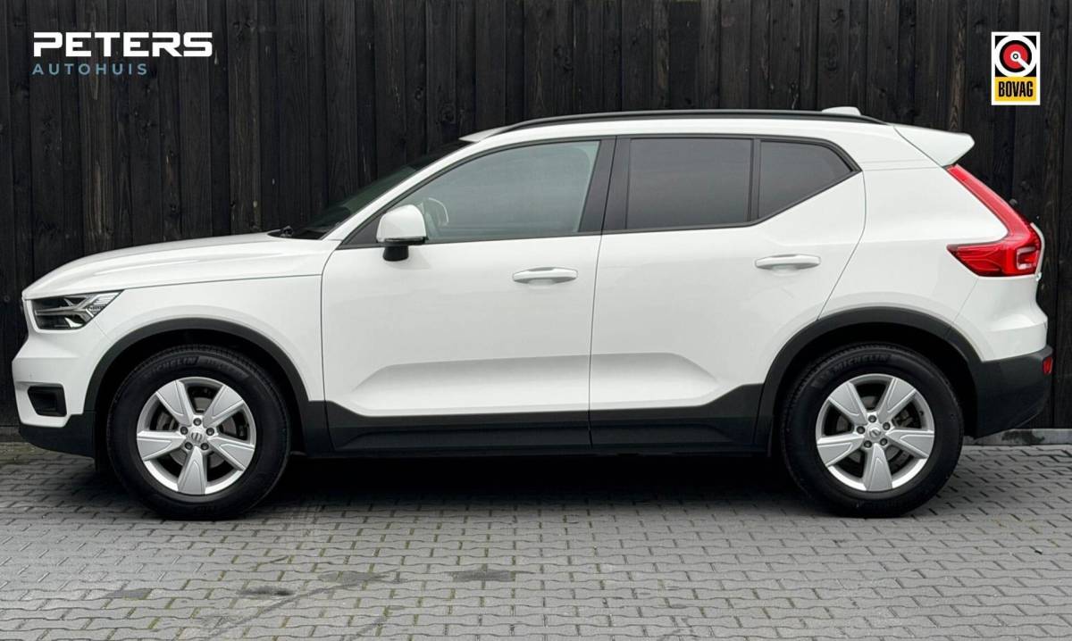 Volvo XC40 Volvo XC40 1.5 T3 Momentum Pro| Elek trekhaak| Camera| 163PK