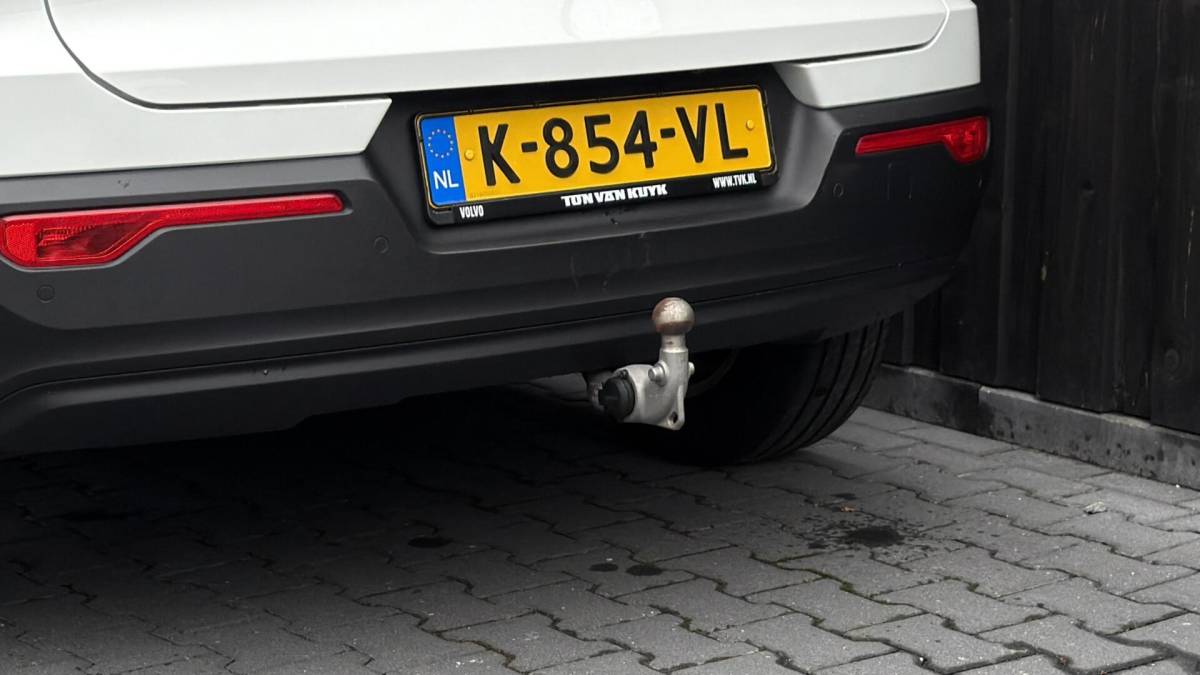 Volvo XC40 Volvo XC40 1.5 T3 Momentum Pro| Elek trekhaak| Camera| 163PK