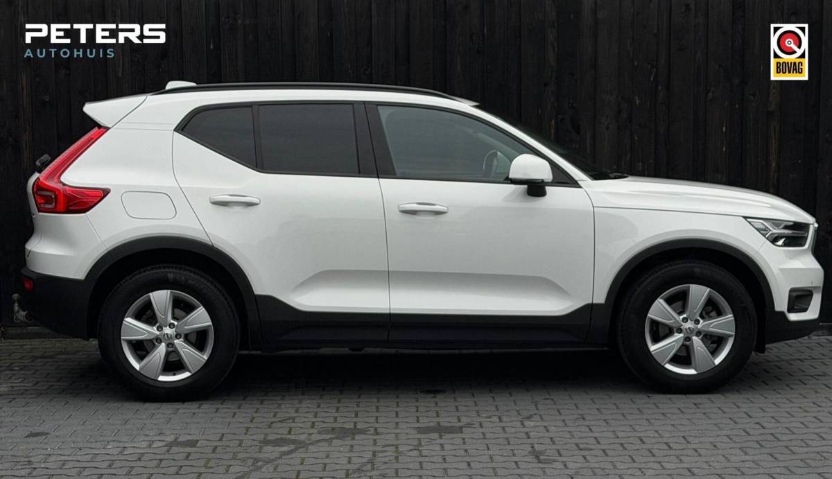 Volvo XC40 Volvo XC40 1.5 T3 Momentum Pro| Elek trekhaak| Camera| 163PK