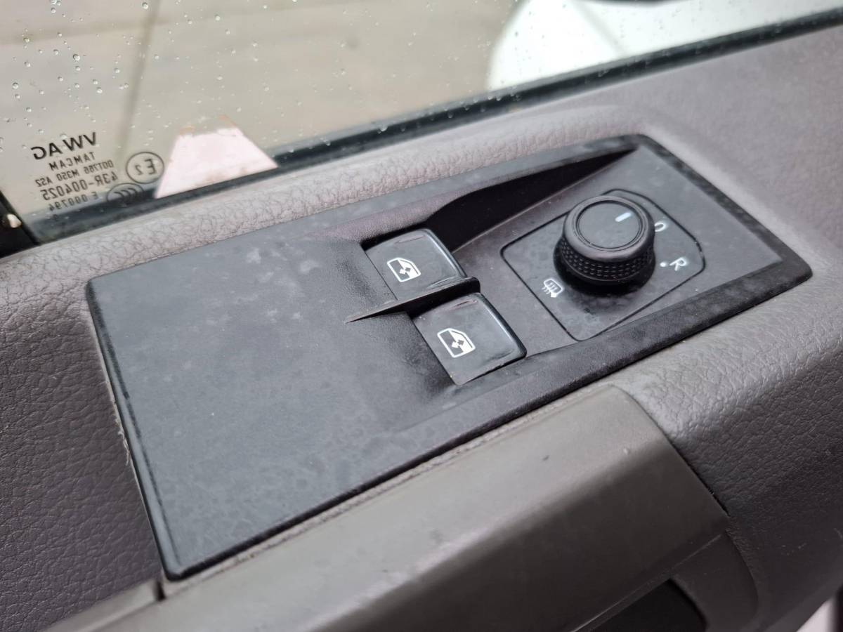 Volkswagen Crafter Volkswagen Crafter 35 2.0 TDI L3H3 EL Highline AIRCO / CRUISE CONTROLE / TREKHAAK / NAVI / CARPLAY