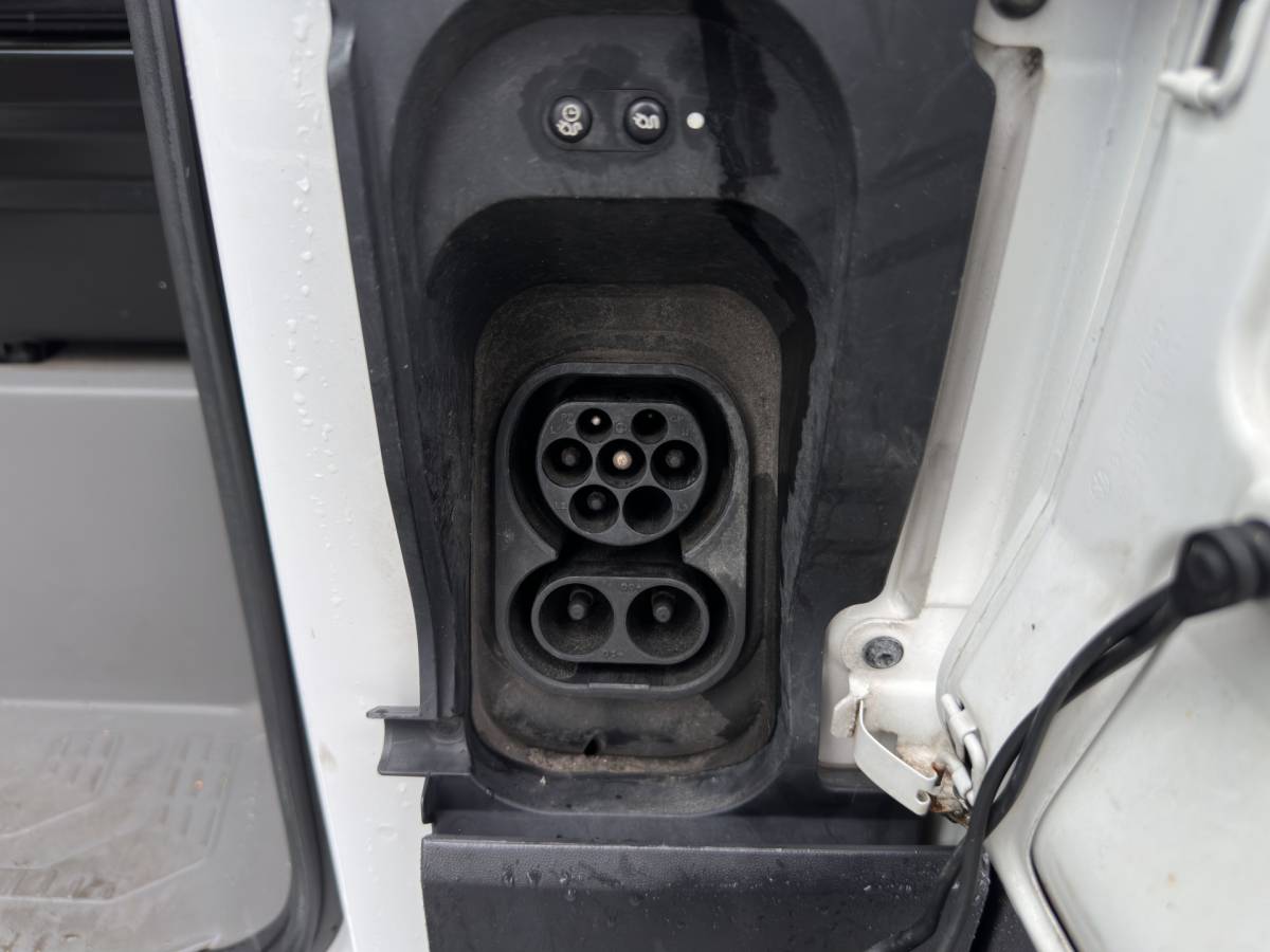 MAN eTGE Man eTGE Basis 36 kWh L3 H3 (2-Fase) {Soh-86%} Aut. *HEATPUMP | NAVI-FULLMAP | AIRCO | CRUISE | CAMERA | HEATED-ERGO-SEATS | PDC | DAB | WIFI | FULL-LED | CCS-FASTLOADER | 18″ALU*