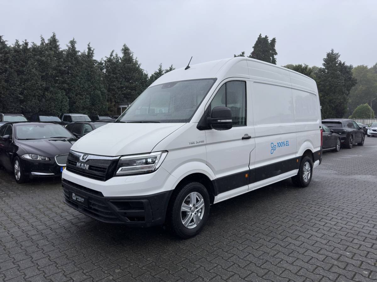 MAN eTGE Man eTGE Basis 36 kWh L3 H3 (2-Fase) {Soh-86%} Aut. *HEATPUMP | NAVI-FULLMAP | AIRCO | CRUISE | CAMERA | HEATED-ERGO-SEATS | PDC | DAB | WIFI | FULL-LED | CCS-FASTLOADER | 18″ALU*