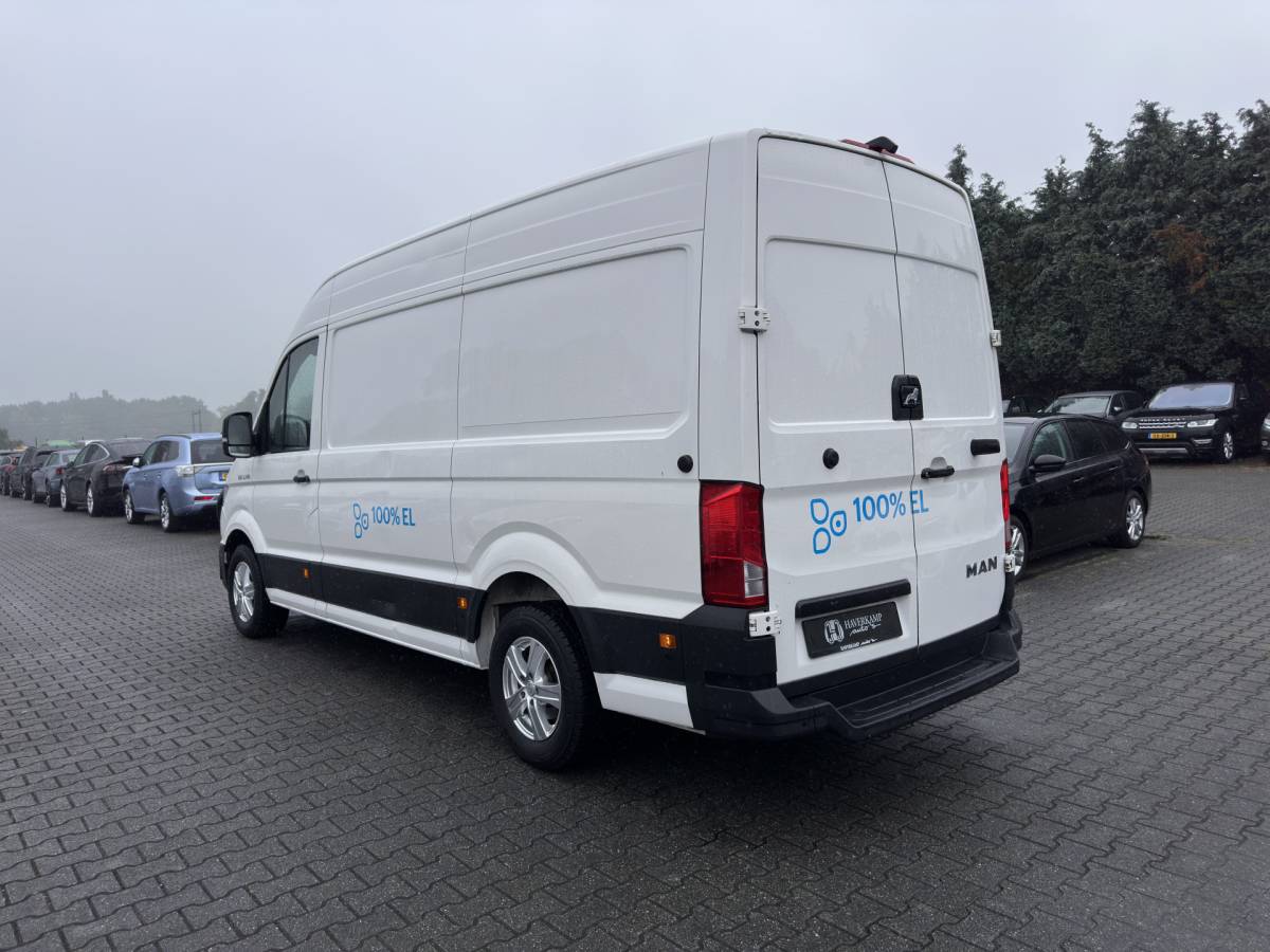 MAN eTGE Man eTGE Basis 36 kWh L3 H3 (2-Fase) {Soh-86%} Aut. *HEATPUMP | NAVI-FULLMAP | AIRCO | CRUISE | CAMERA | HEATED-ERGO-SEATS | PDC | DAB | WIFI | FULL-LED | CCS-FASTLOADER | 18″ALU*