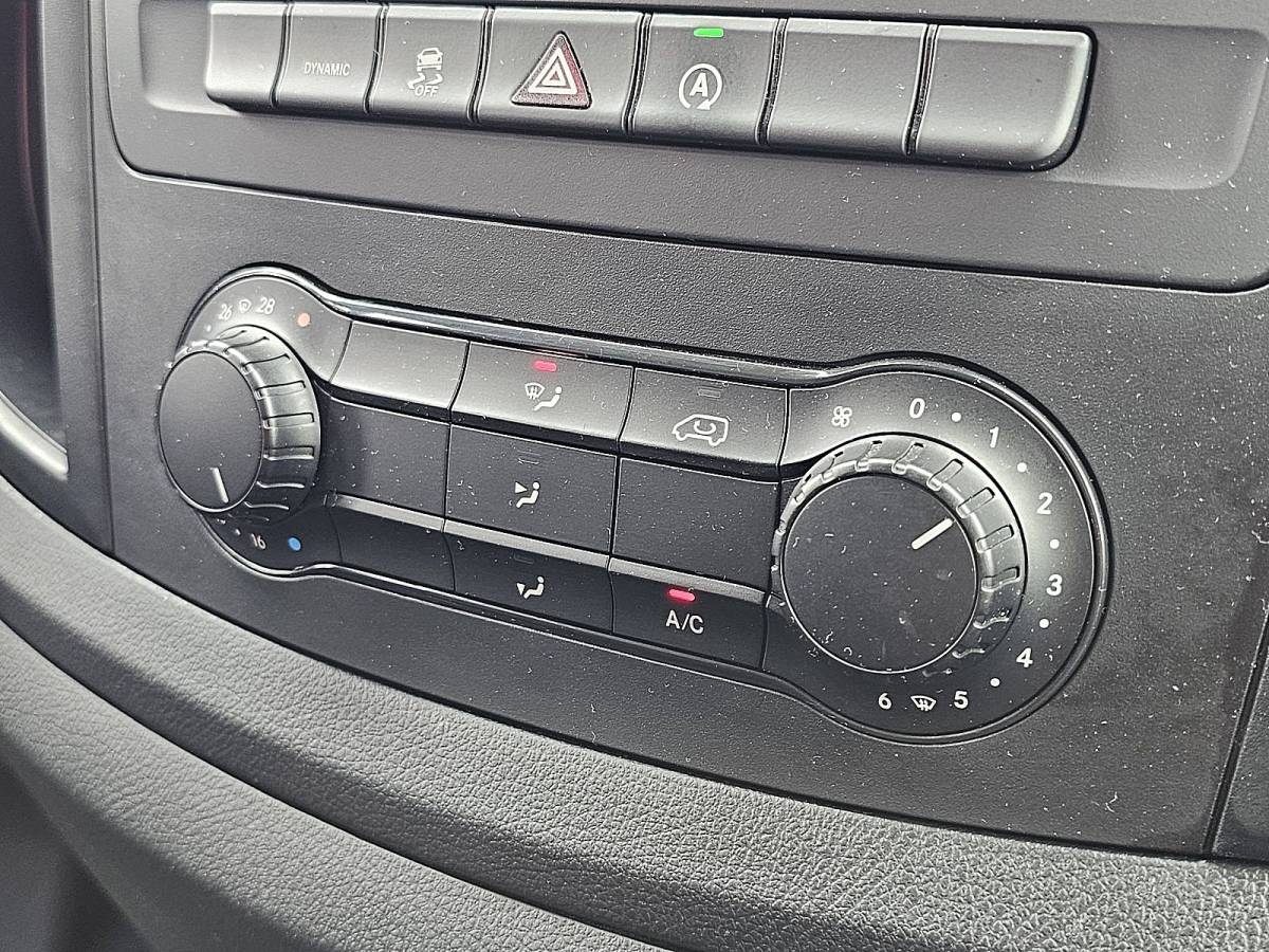 Mercedes-Benz Vito MERCEDES-BENZ VITO 114 ac automaat euro6