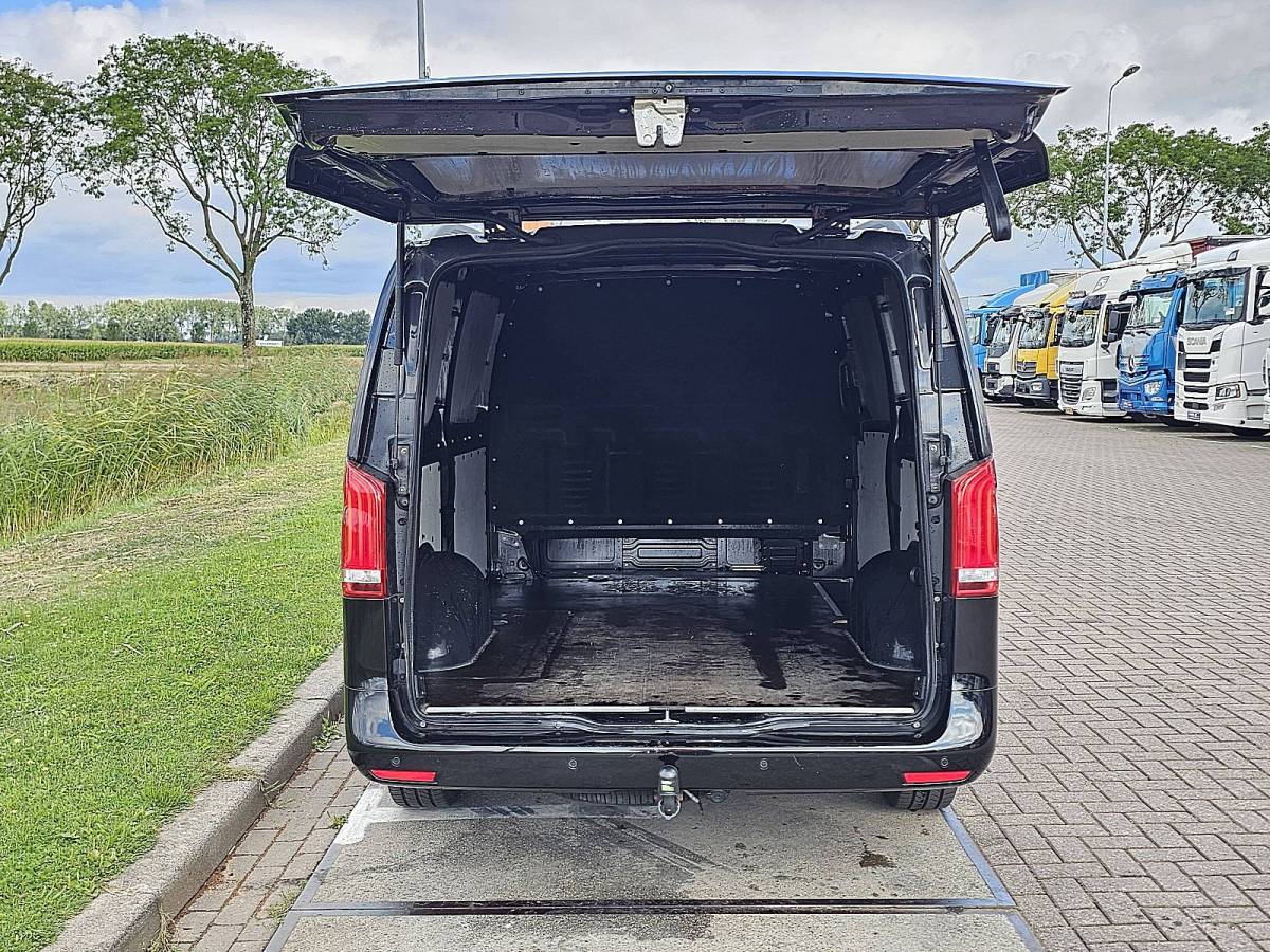 Mercedes-Benz Vito MERCEDES-BENZ VITO 114 ac automaat euro6
