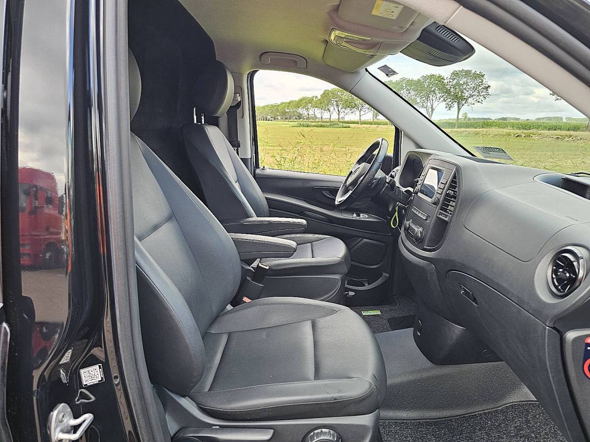 Mercedes-Benz Vito MERCEDES-BENZ VITO 114 ac automaat euro6