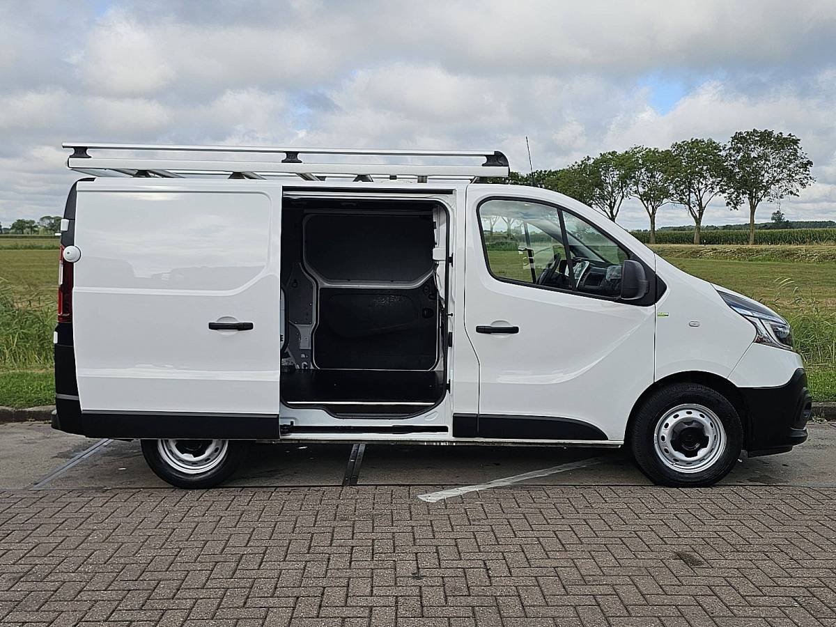 Renault Trafic RENAULT TRAFIC 2.0 DCI 120 comfort l1h1