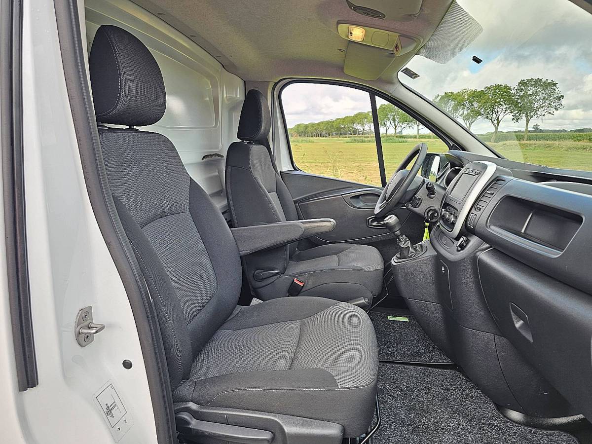 Renault Trafic RENAULT TRAFIC 2.0 DCI 120 comfort l1h1