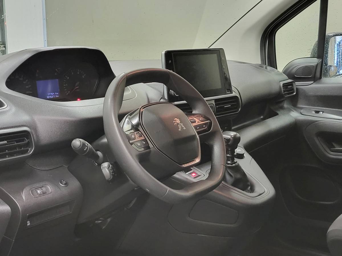 Peugeot Partner Peugeot Partner 1.5BlueHDI Dangel 4×4 Euro 6!